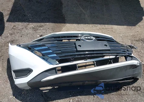 2024 Nissan Versa 1.6 S z USA, uszkodzony, nr VIN 3N1CN8DV5RL924441